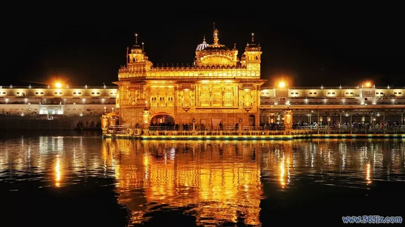 Harmandir Sahib (Golden Temple)